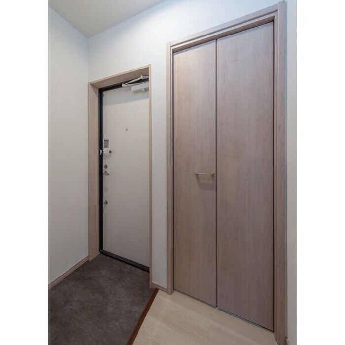 DEVELD栄生　WESTの物件内観写真