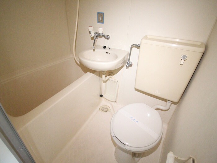 シャトーレ三栄３の物件内観写真