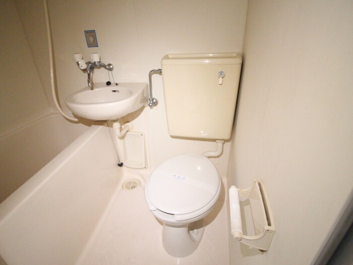 シャトーレ三栄３の物件内観写真