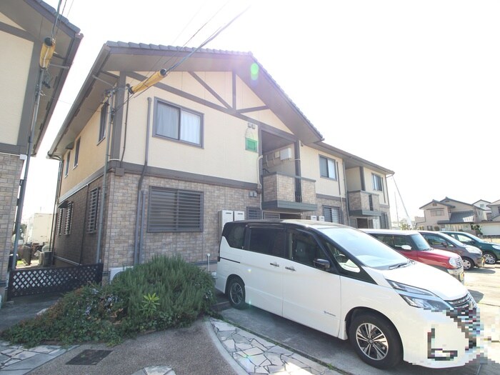 レクサスＢの物件外観写真