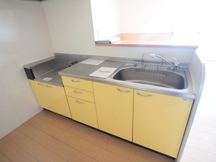 レクサスＢの物件内観写真