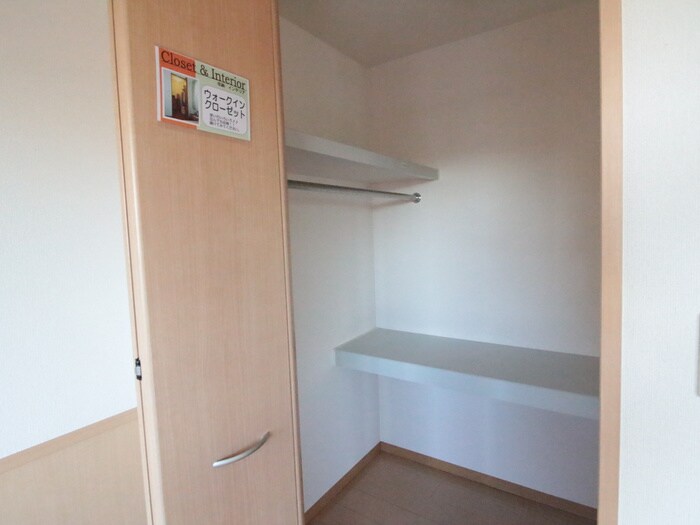 レクサスＢの物件内観写真