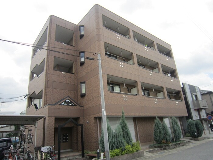 アルテリーベの物件外観写真