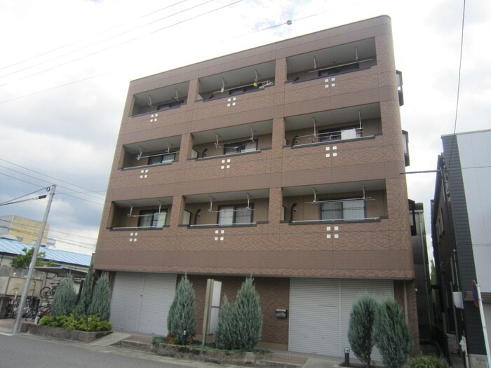 アルテリーベの物件外観写真