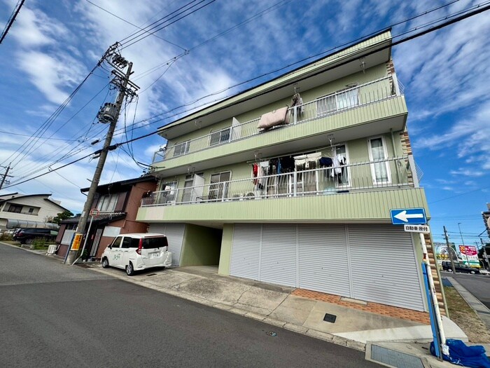 伊藤ビルの物件外観写真