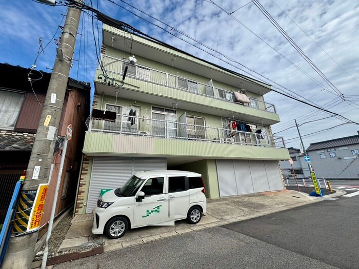 伊藤ビルの物件外観写真