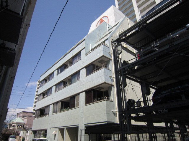 サンロ－ズ本町の物件外観写真