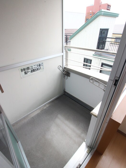 サンロ－ズ本町の物件内観写真