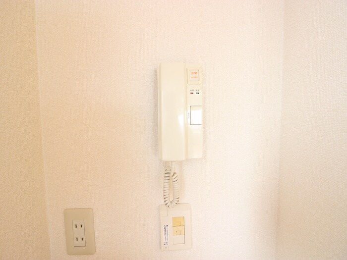 サンロ－ズ本町の物件内観写真