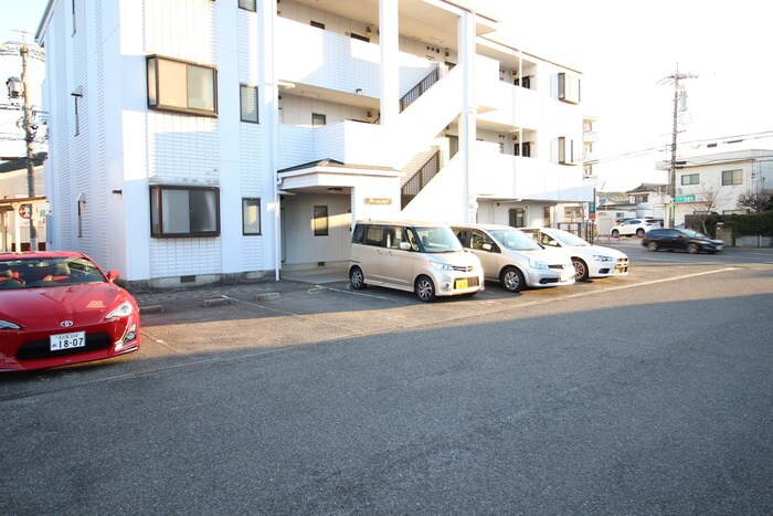 ブル－ムバンノの物件外観写真