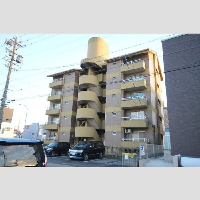 ハイツ森鷹2番館の物件外観写真