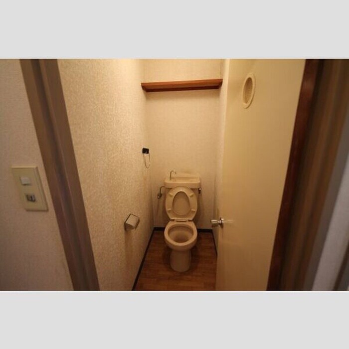 ハイツ森鷹2番館の物件内観写真