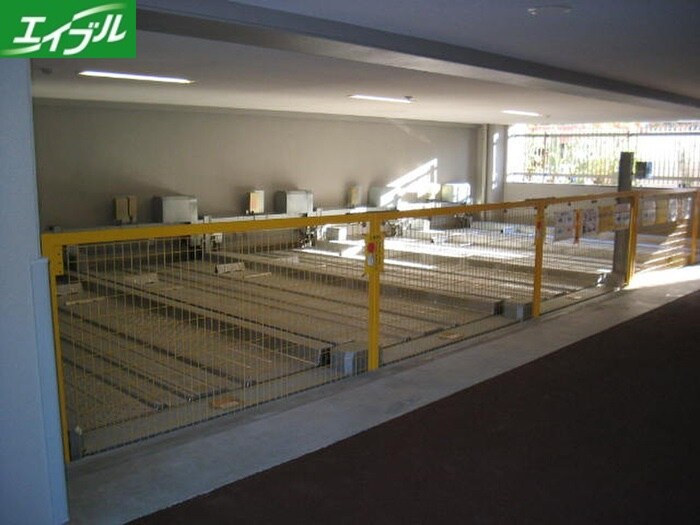 グランカーサ上前津の物件外観写真