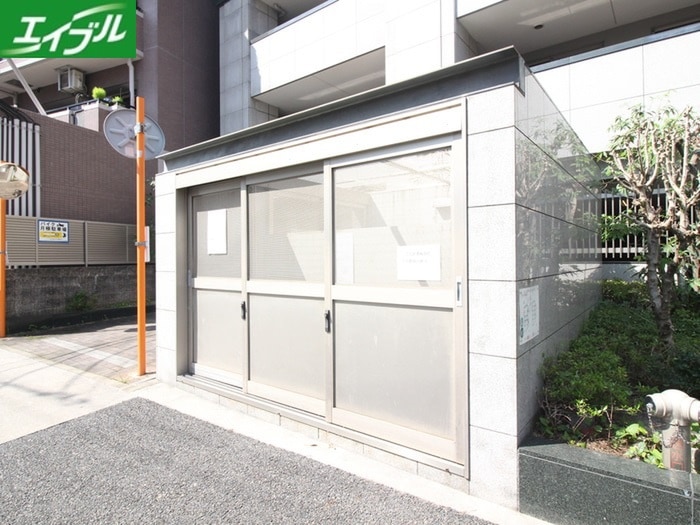 グランカーサ上前津の物件外観写真