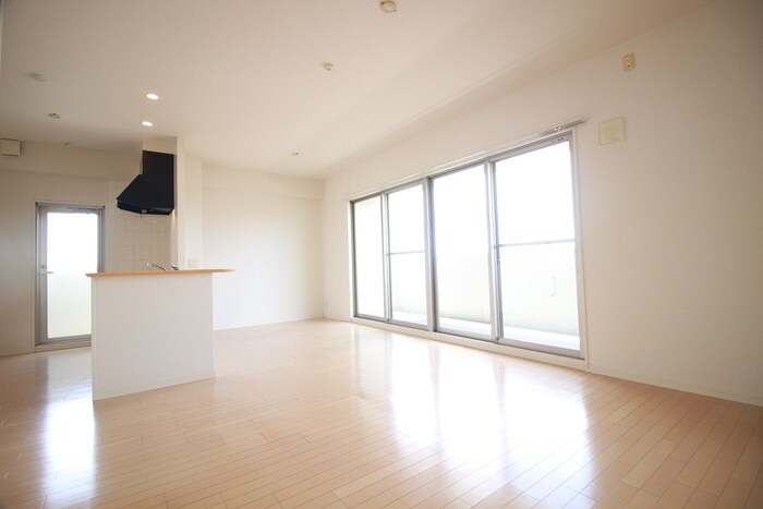 スクエア名古屋港の物件内観写真