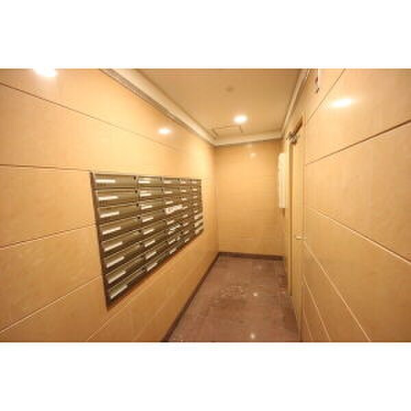 スクエア名古屋港の物件外観写真