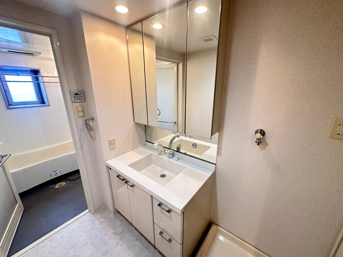 スクエア名古屋港の物件内観写真