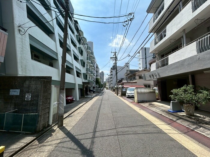 第６メゾン吾妻の物件外観写真