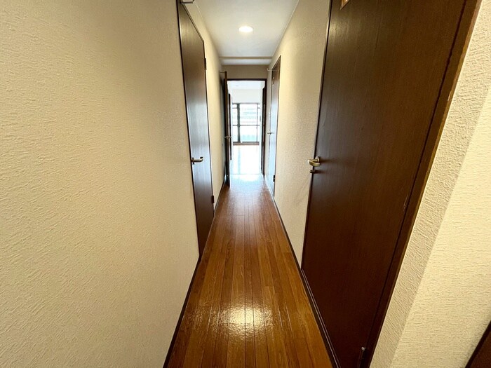 カ－サ・グラニ－レの物件内観写真