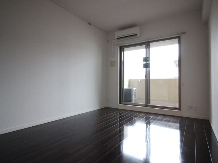 グランドソレイユ名駅の物件内観写真