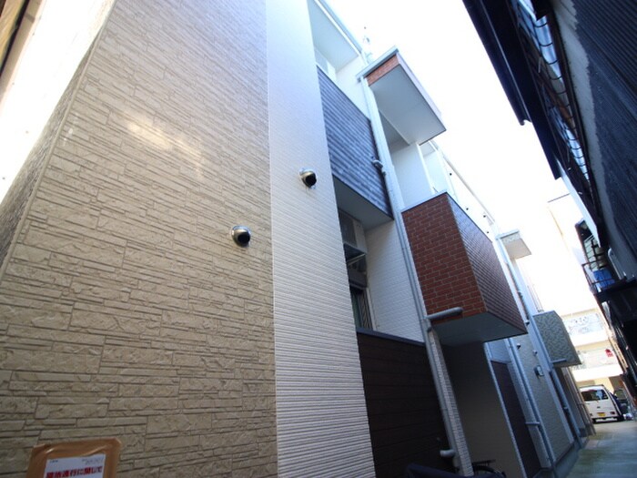 リヴェール森下の物件外観写真