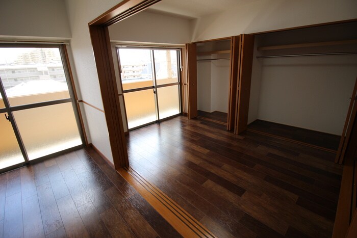 East Oneの物件内観写真