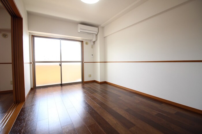 East Oneの物件内観写真