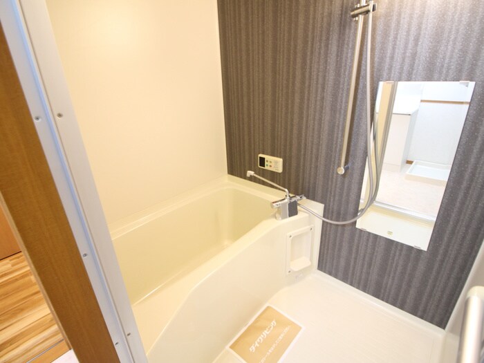 East Oneの物件内観写真