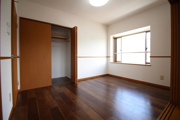 East Oneの物件内観写真