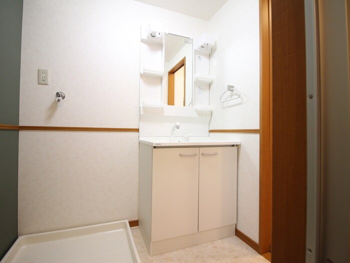 East Oneの物件内観写真