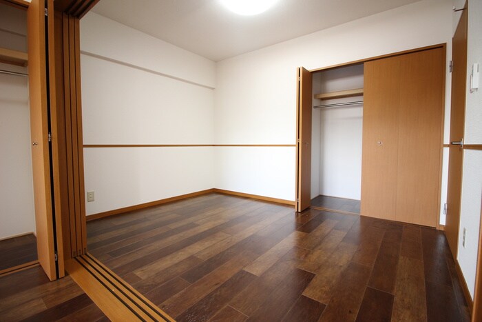 East Oneの物件内観写真