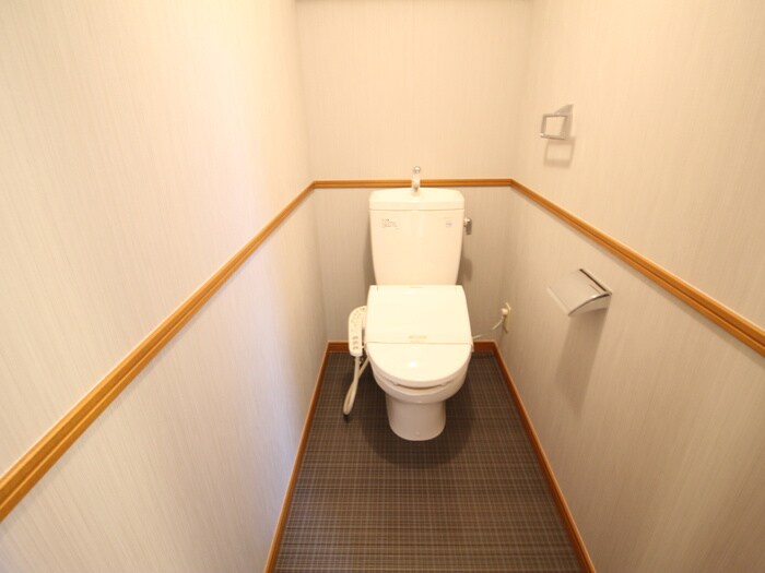 East Oneの物件内観写真