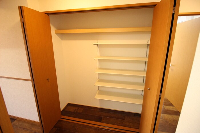 East Oneの物件内観写真