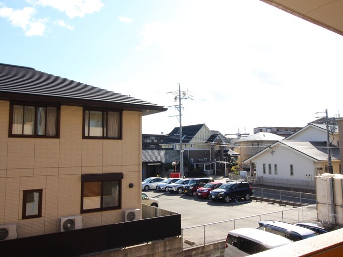 East Oneの物件内観写真