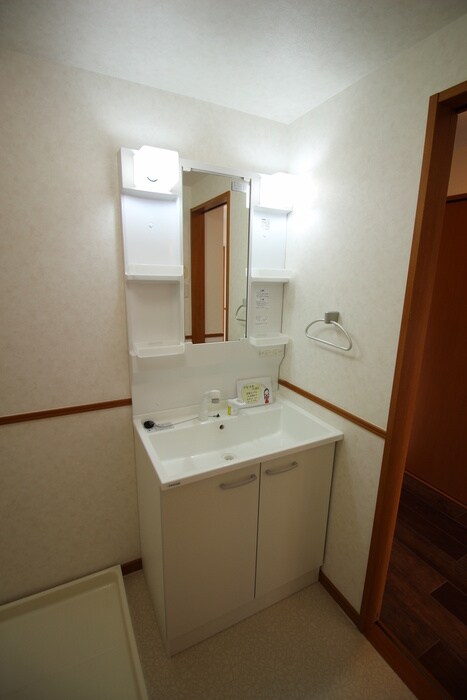 East Oneの物件内観写真