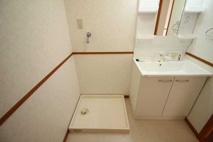 East Oneの物件内観写真