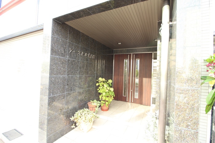 ア－スヒル東白壁の物件外観写真