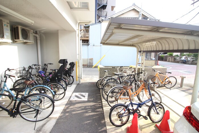 ア－スヒル東白壁の物件外観写真