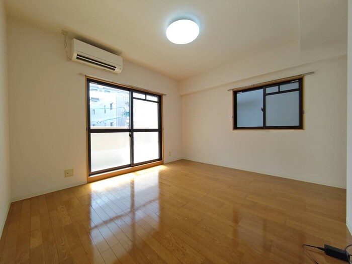 新栄サンハイツの物件内観写真