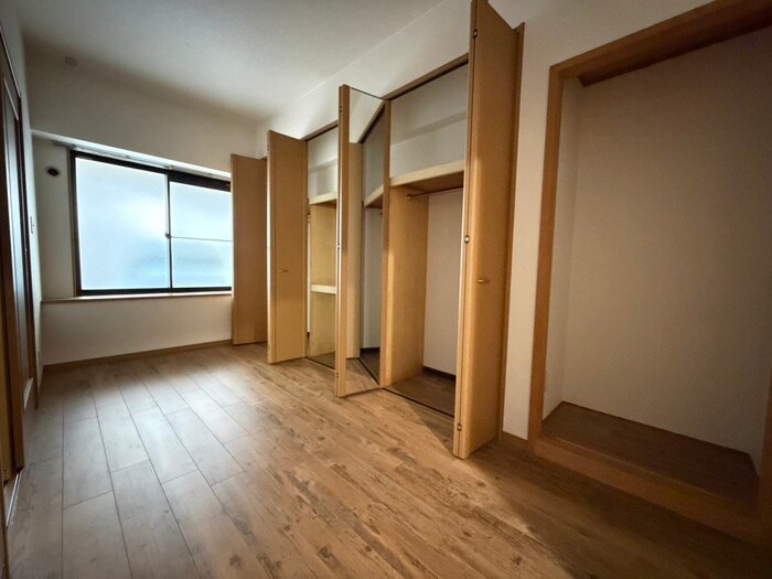 新栄サンハイツの物件内観写真