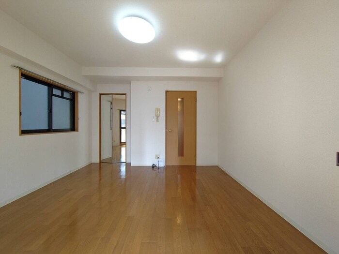 新栄サンハイツの物件内観写真