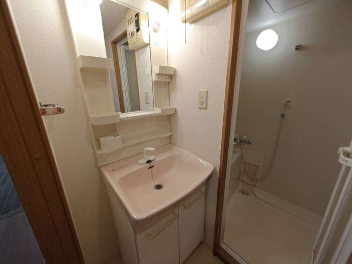 新栄サンハイツの物件内観写真