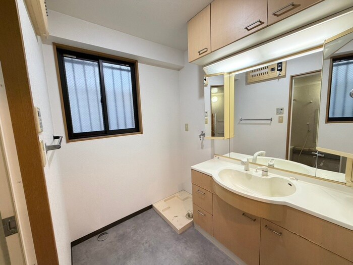 新栄サンハイツの物件内観写真