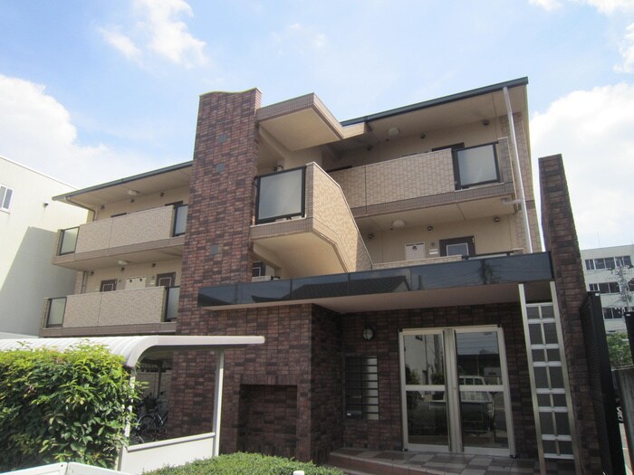 ポーロニア柳原の物件外観写真