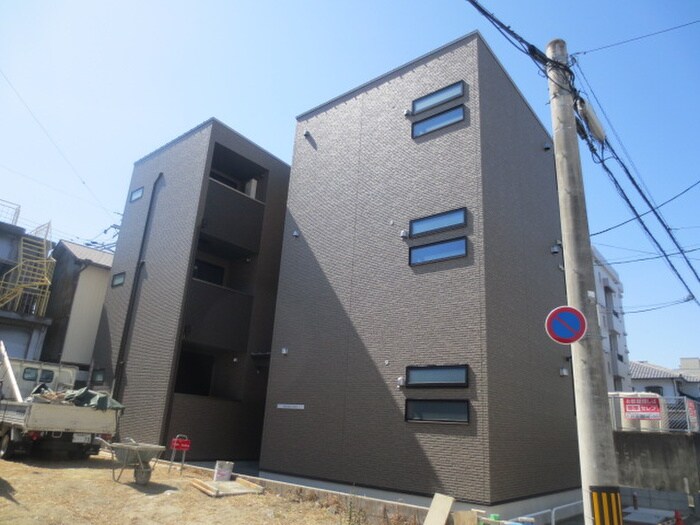 ＲＥＧＡＬＥＳＴ　中村公園の物件外観写真