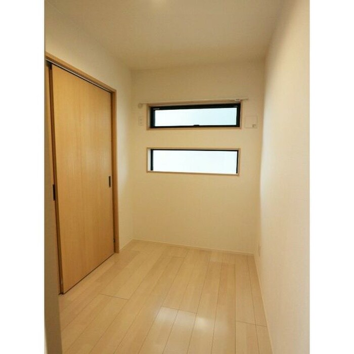 ＲＥＧＡＬＥＳＴ　中村公園の物件内観写真