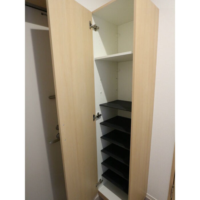 ＲＥＧＡＬＥＳＴ　中村公園の物件内観写真