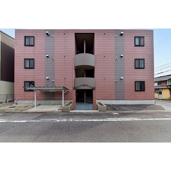 アピエス5の物件外観写真