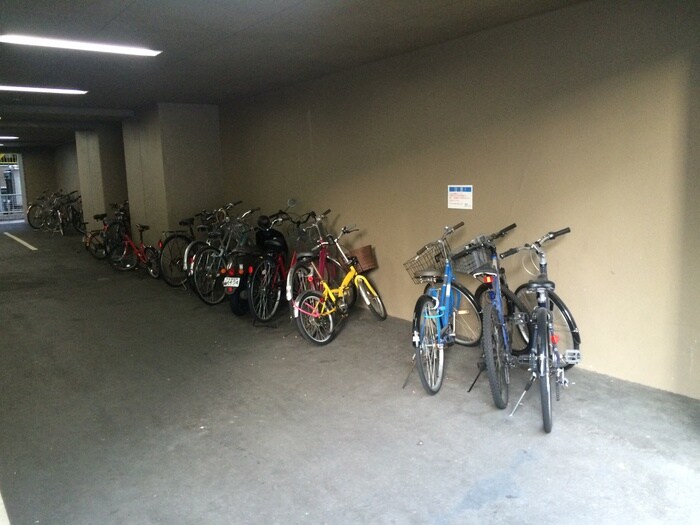 サンシアルザ上前津の物件外観写真