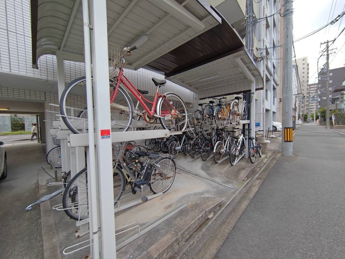 プロビデンス葵タワ－の物件外観写真